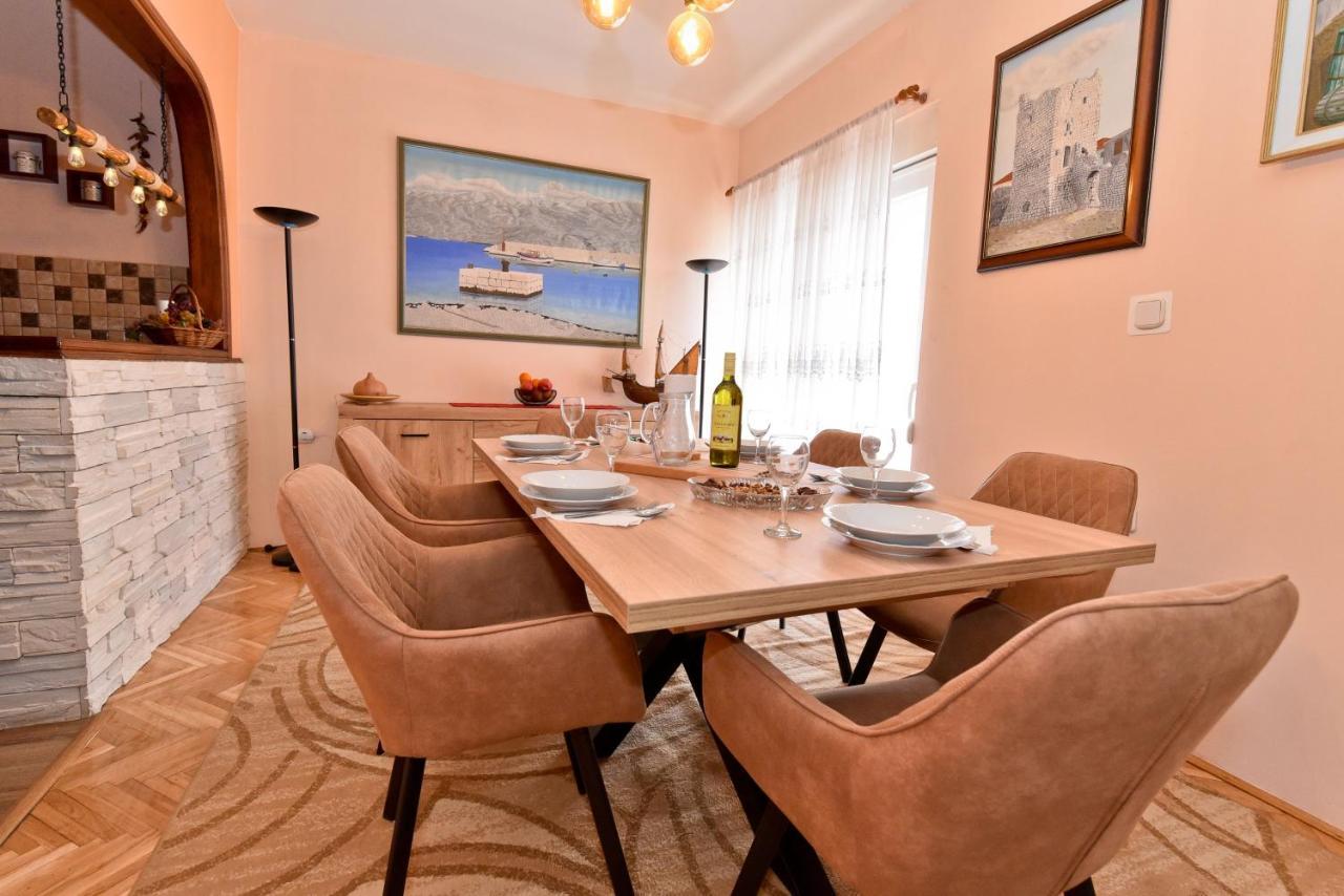 Agava With Air-con Holiday home Razanac